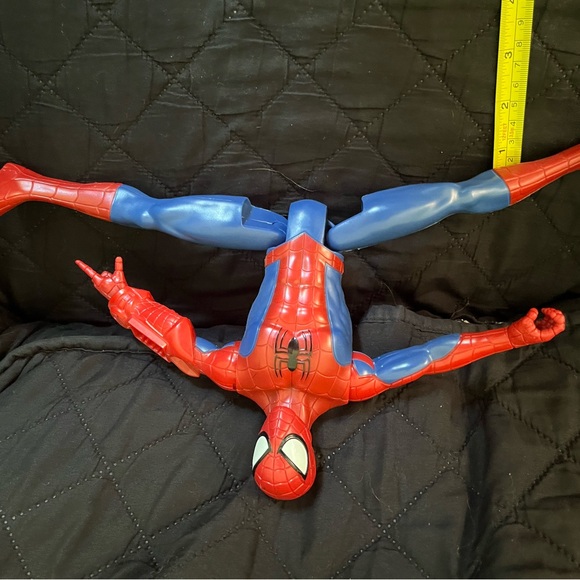 Spider man, Captain America, Iron Man action figures - Picture 3 of 7